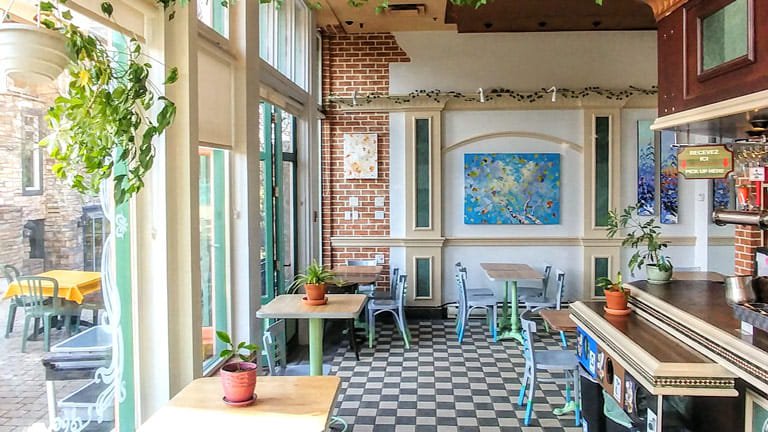 BISTRO AU GRAIN DE CAFÉ