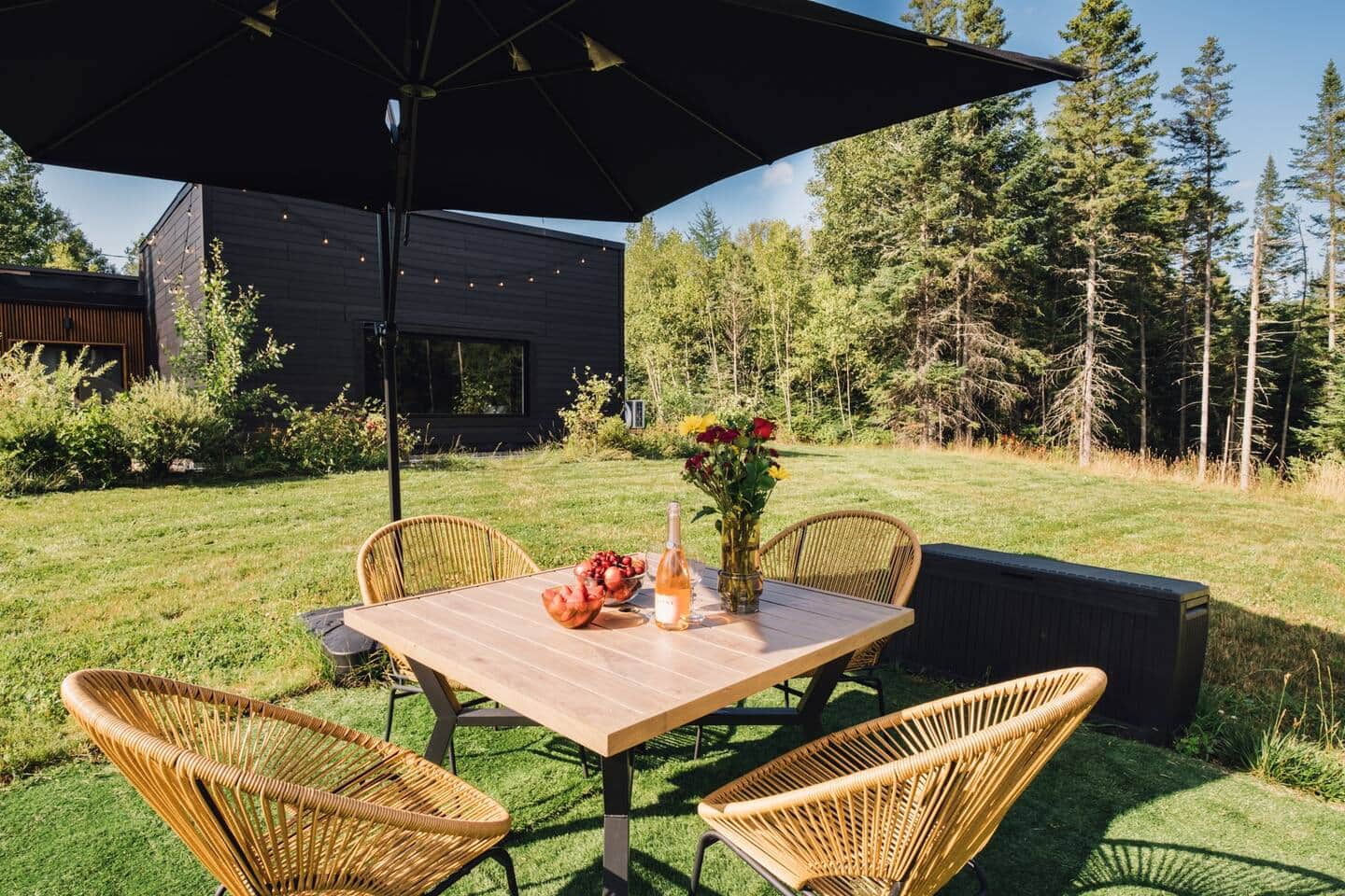 Cottage in Mont Tremblant Near Lac Supérieur