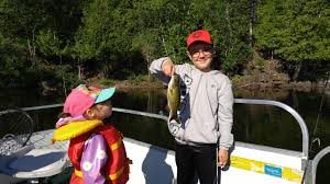 Peche en famille quebec - Family Fishing Mont Tremblant