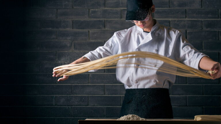 MOGOUYAN HAND PULLED NOODLE
