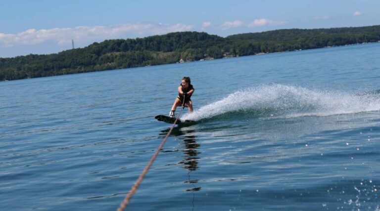 Water Sports Wakeboard - Mont Tremblant