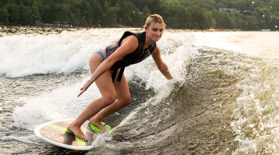 Sports Nautiques - Inner Tube Rental, Wake Board